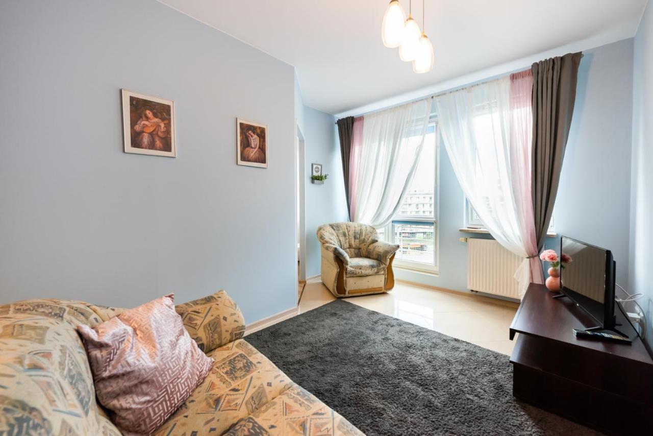Wola Pleasure Place Apartment Warsawa Bagian luar foto