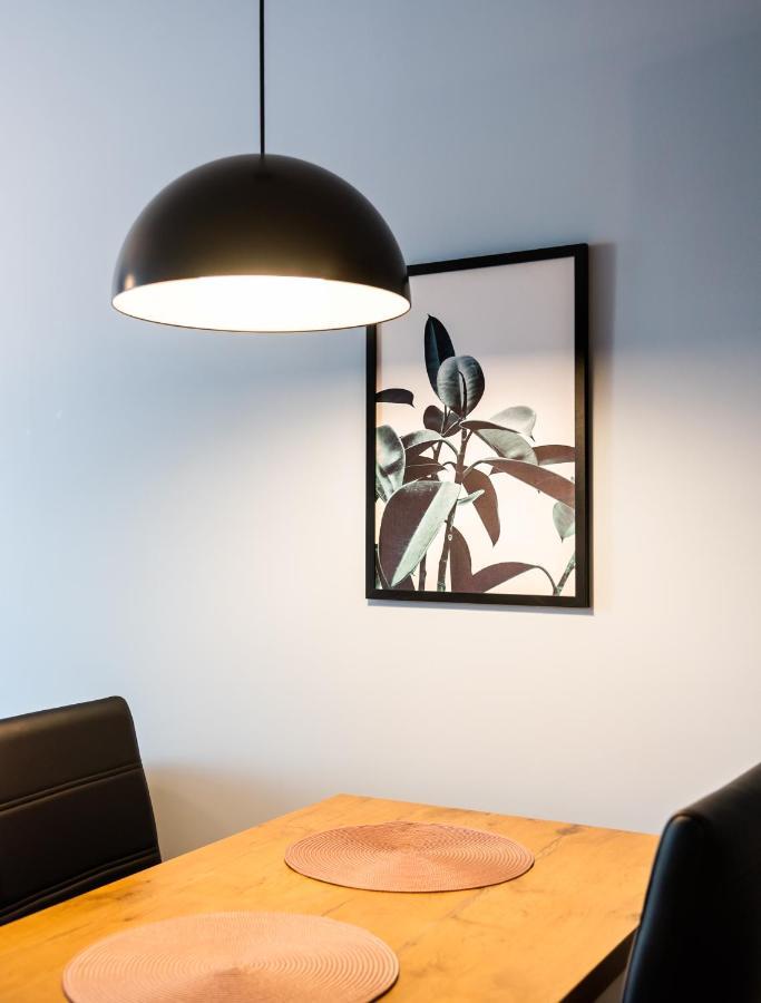 Wola Pleasure Place Apartment Warsawa Bagian luar foto